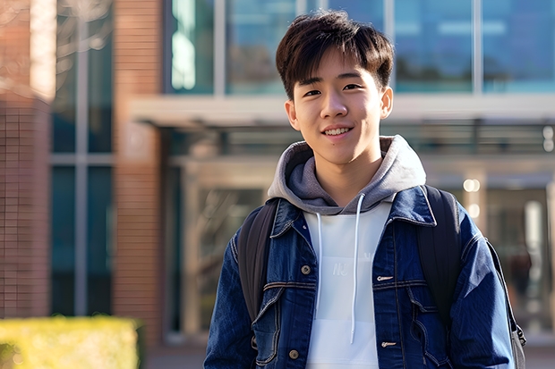 大学二年级学生上韩国作交换生，一学期总费用是多少人民币？